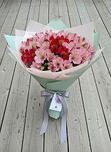 Букет цветов из:  Альстромерии #REPLACE_PRED# Беседино