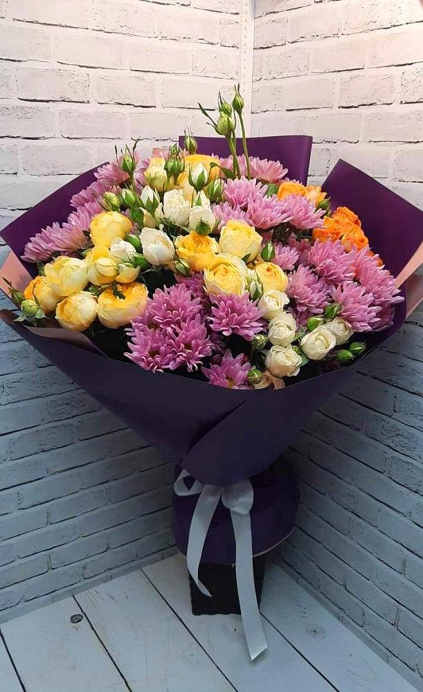 Букет цветов из: Хризантемы и Розы в Беседино