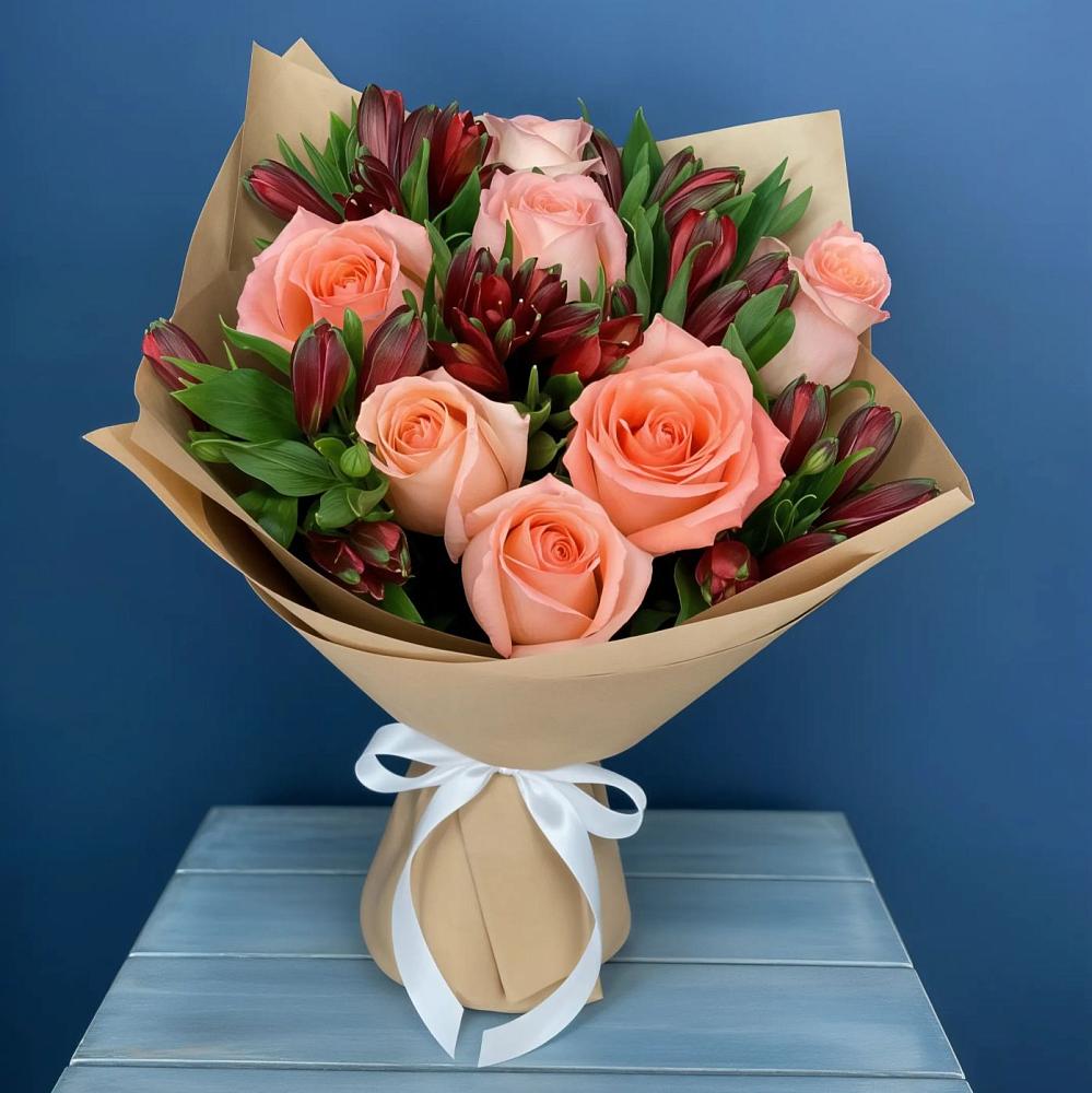 Букет цветов из: Розы и Альстромерии в Беседино