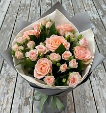 Букет цветов из:  Розы в Беседино