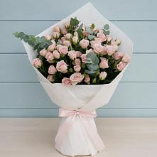 Букет цветов из:  Розы в Беседино