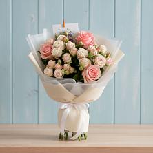 Букет цветов из:  Розы в Беседино